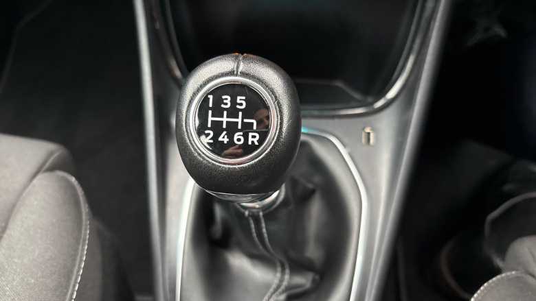 Ford Puma 1.0 EcoBoost Hybrid mHEV Titanium 5dr Petrol Hatchback